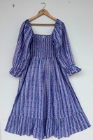 Robe longue en coton smocké à imprimé floral et rayures, manches à volants, col en V, style bohème, tenue d'été pour femme, idéale pour les fêtes en jardin