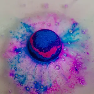 Bombes de bain aromathérapeutiques en gros avec huiles essentielles, faites à la main, hydratantes, effervescentes, pour une expérience de spa relaxante - Product Image 3