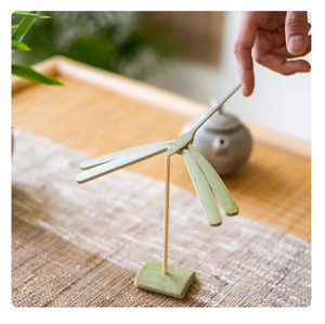 ORNAMENTOS DE LIBELULA DE BAMBÚ ECOLÓGICOS - HECHOS A MANO en VIETNAM para REGALOS EMPRESARIALES y PERSONALES - Product Image 1