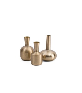 Elegant Metal Flower Vase For Modern Home Decor Centerpiece Styling Wedding <b>Table</b> Accent And Premium Gifting Collection - Product Image 1