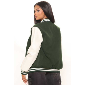 Chaqueta Varsity Verde Oscuro y Crema con Mangas en Contraste y Logotipo Personalizado - Product Image 2