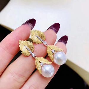 Pendientes Colgantes de Plata de Ley S925 con Perla Natural de 9-10 mm, Diseño Versátil Impecable, Apuesta por tu Corazón a un Vistazo - Product Image 3