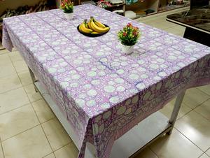 Mantel de Algodón con Estampado Floral Artesanal al por Mayor - Cubierta Ecológica y Duradera para Mesa de Comedor en el Hogar y Restaurantes - Product Image 3