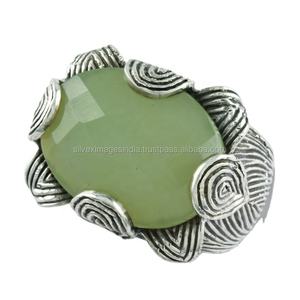 แหวนอัญมณี prehnite คุณภาพสูงทำด้วยมือ925เครื่องประดับเงินสเตอร์ลิงสำหรับเป็นของขวัญหมั้นแต่งงานหรืองานเลี้ยง - Product Image 1