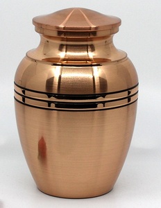 Urna Funeraria de Metal para Cenizas de Adultos, Estilo Americano/Europeo, Acabado Brillante en Latón Pulido, Marca Beautiful Dom Top - Product Image 5