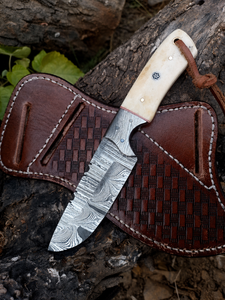 Handmade Damascus steel cowboy Skinner <b>knife</b> <b>bone</b> <b>handle</b> and western style pancake leather sheath - Product Image 2