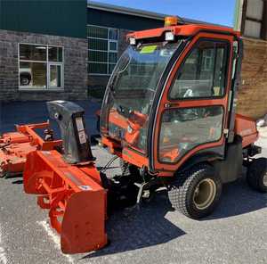 Tracteur agricole avec souffleuse à neige, boîte de vitesses 4x4, pompe hydraulique, déneigeur frontal, tracteur agricole 4x4 - Product Image 2