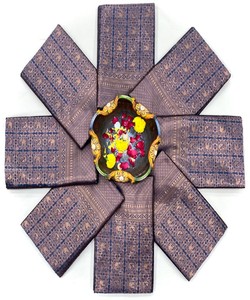 Sari tradicional indio de seda azul y dorado estilo Banarasi con borde decorado para bodas, sari largo hasta el suelo para mujer - Product Image 5