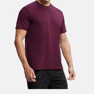 T-shirt ample pour homme avec logo personnalisé brodé, coton peigné 220 g/m², col côtelé, épaules tombantes, style streetwear surdimensionné - Product Image 5