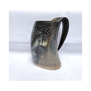Jarra de cuerno artesanal de la cultura vikinga, jarra de cuerno vikinga hecha en India, cuerno natural para beber hidromiel y cerveza. - Product Image 2