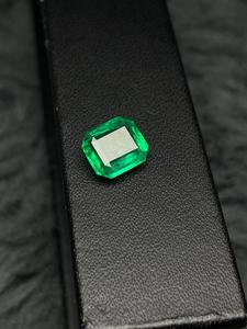 Émeraude naturelle de Zambie, forme octogonale ovale, véritable pierre précieuse verte intense pour la fabrication de bijoux - Product Image 5