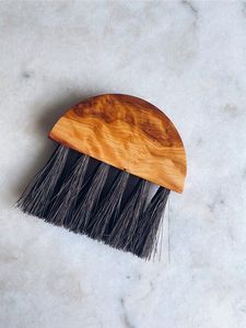 Comfort Grip Wooden <b>Dusting</b> <b>Brush</b> For Daily Household Furniture Cleaning And Soft Surface Dust Removal - Product Image 5