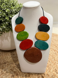 Collier de perles en résine multicolores de luxe, fait main, élégant, bijoux de mode pour femmes et filles, à porter au quotidien, pour les fêtes, collection cadeau - Product Image 1