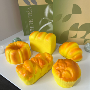 Venta Directa de Fábrica al por Mayor: Juguete de Peluche TPR con Forma de Pan, Regalo Único, Juguete de Compresión de Rebote Lento, Pan de Hámster para Apretar - Product Image 1