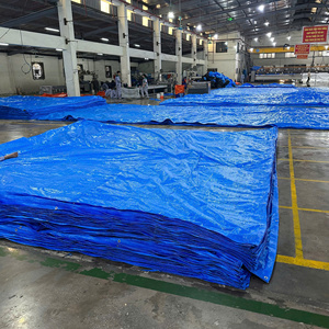 Bâche en PE bleue durable, imperméable, résistante aux UV et aux déchirures, pour la construction, l'agriculture et les camions - Product Image 6