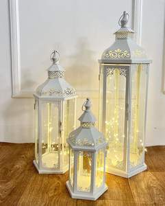 Lanterne décorative marocaine blanche en fer forgé avec LED, style bougeoir creux, pour la maison, la chambre et le salon - Product Image 5