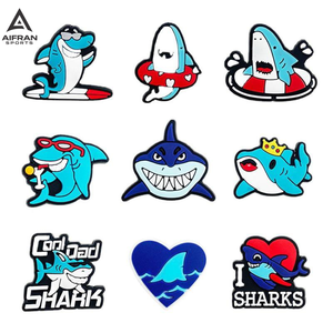 AIFRAN 2026 Dijes de PVC de dibujos animados al por mayor para zuecos, decoraciones de tiburón de goma suave, regalos a granel para niños - Product Image 6