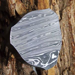 Cendrier décoratif en acier Damas, cendrier à cigarettes en métal lourd avec finition unique pour la maison et le bureau - Product Image 4