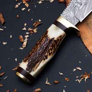 มีดล่าสัตว์ทำมือคุณภาพสูงระดับมืออาชีพจากเหล็กดามัสกัส ด้ามทำจากเขากวางและไม้ สำหรับการตั้งแคมป์เอาตัวรอดกลางแจ้ง - Product Image 2