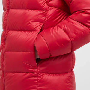 Veste coupe-vent pour homme, rouge, en ripstop, rembourrée, col haut, capuche intégrée et poches zippées, vêtement d'extérieur léger pour l'hiver, vestes pour homme - Product Image 4