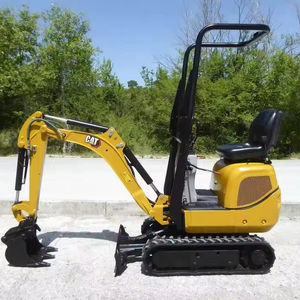 Excavatrice sur chenilles jaune d'occasion fiable de 3 tonnes avec peu d'heures de fonctionnement et cabine entièrement fermée pour l'entretien des infrastructures - Product Image 1