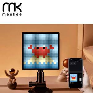 Bureau à écran pixel en treillis à effet d'éclairage fantôme - Product Image 6