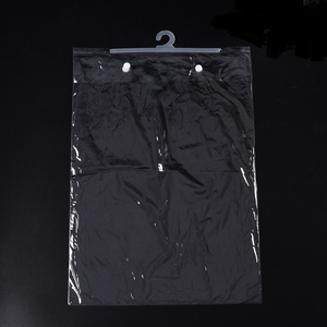 Bolsas de Embalaje de PVC Transparente al por Mayor con Cierre de Cremallera y Ganchos de Plástico para Colgar Zapatos y Calcetines - Aptas para Microondas y con Impresión Serigrafiada - Product Image 6