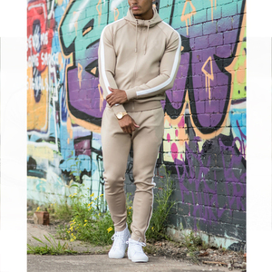 Ensemble de survêtement pour homme avec veste à capuche zippée et pantalon de survêtement, poches latérales, coupe classique, pour l'hiver, la gym et le jogging - Product Image 6