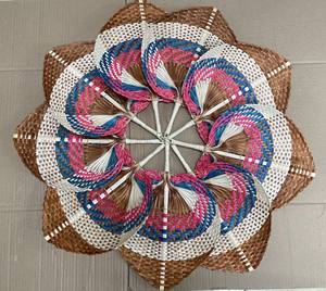 VENTE FLASH Édition Printemps 2025 – Éventail en feuille de palmier rustique pour mariage, cadeau écologique naturel pour invités, décoration - Product Image 3