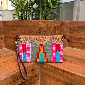 Sac à main de couverture multi-selle fait à la main avec du cuir usiné Style occidental en cuir véritable pochette portefeuille de luxe cadeau pour elle - Product Image 4