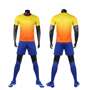 Training and Practice Session Men's Wearing Soccer <b>Kits</b> Affordable Price Breathable Football Uniform For Clubs and <b>School</b> Teams - Product Image 3