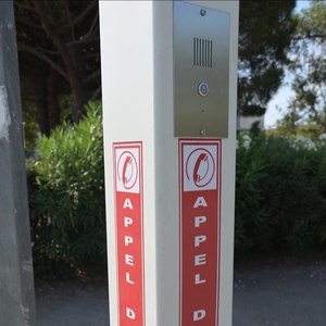Intercomunicador Inalámbrico GSM 4G LTE con Desbloqueo de Puerta para Apartamentos y Comunidades con Portón - Product Image 4