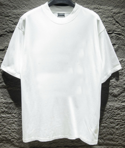 เสื้อยืดสีขาวสำหรับผู้ชาย ผ้าฝ้าย ใส่สบาย สดชื่น หรูหรา สีพื้น แขนสั้น - Product Image 5