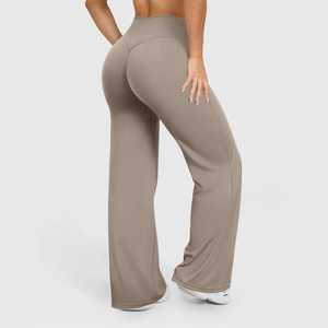 Leggings de sport pour femmes, taille mi-haute, couleur unie, légers, respirants, compressifs, pour l'entraînement, la course à pied, le yoga, longueur genou - Product Image 1