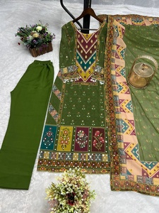 Nouvelle collection traditionnelle de designers, salwar kameez en soie chinon brodée avec des séquences, avec dupatta, sans plis - Product Image 2