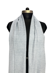 Echarpe Gris Texturizado en Zigzag de Primera Calidad, Bufanda Hecha a Mano de Lana y Acrílico de 28x80 Pulgadas, Chal de Fibra Cálida y Cómoda para el Invierno para Mujer - Product Image 6