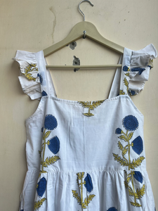 Vestido largo de algodón indio con estampado floral y cuello cuadrado sin mangas, superventas 2026, a precio mayorista - Product Image 2