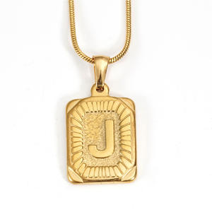 Collar de Cadena de Hueso de Serpiente de Acero Inoxidable con Baño de Oro de 18K y Colgante de Acero Titanio, Dijes Modernos para Europa y América - Product Image 4