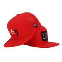 Casquette Snapback Sportive Unisexe en Denim Imperméable à 5 Panneaux avec Trous Découpés au Laser, Personnalisable avec Votre Logo – Vente en Gros
