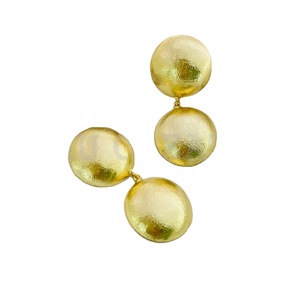 Boucles d'oreilles design plaqué or, faites à la main, pour femmes et filles - Product Image 1