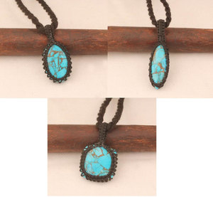 Collier Bohème en Macramé Turquoise Fait Main avec Pendentif en Pierre Naturelle, Bijou de Guérison, Cordon Noir et Tassel - Product Image 2