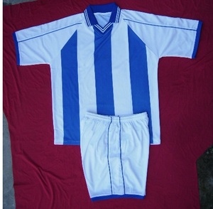 Camisetas de Fútbol Transpirables para Universidad, Camisetas de Fútbol Personalizadas con Estampado por Transferencia de Calor, Camisetas Cortas de Secado Rápido que Absorben la Humedad - Product Image 5