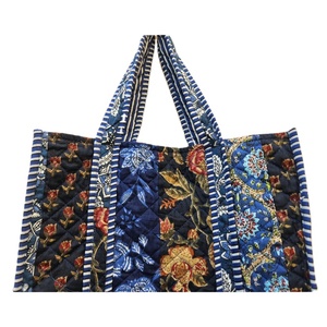 Grand sac fourre-tout en coton matelassé fait à la main, sac à provisions à bandoulière durable à motif de logo personnalisable avec fermeture à glissière pour un usage quotidien - Product Image 5