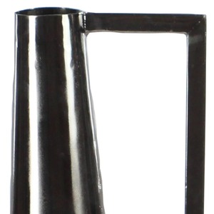 Juego de 2 Jarrones Modernos de Metal con Asa, Forma de Cono, Cromados, Hechos a Mano, Ecológicos y de Alta Calidad - Product Image 3