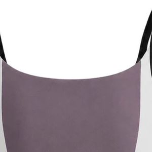 Soutien-gorge de sport pour femme, couleur unie mauve, col rond, sans manches, coupe ajustée, idéal pour la gym, l'entraînement, le fitness et le yoga - Product Image 4