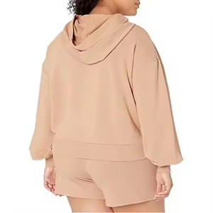 Ensemble 2 pièces pour femmes, sweat-shirt court à capuche et short en tricot, couleur unie, coupe ample, tenue décontractée, printemps-été - Product Image 3