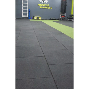 Carrelage en caoutchouc noir de 20 mm - Product Image 1