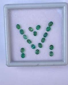 Gema de Esmeralda para Colgante, Tamaño 3x4, Empaque de Calidad Premium, Esmeralda Verde para Joyería al Mejor Precio - Product Image 2