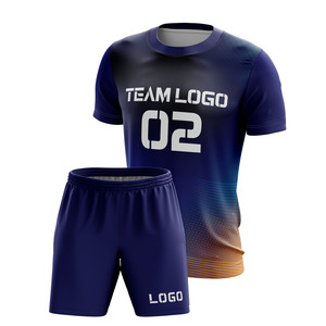 Uniforme de football sur mesure de qualité supérieure, 100% polyester, séchage rapide, vêtements d'entraînement unisexes avec logo sur le devant - Product Image 2