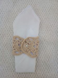 แหวนรองผ้าเช็ดปากถักโครเชต์ทำมือประดับมุก ตกแต่งโต๊ะอาหารอย่างหรูหราสำหรับงานแต่งงานและตกแต่งบ้าน - Product Image 4